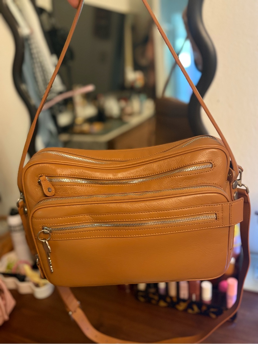 Siena Classic Genuine Leather Bag. Made in Italy. Viral on tik tok. - Picture 3 of 5